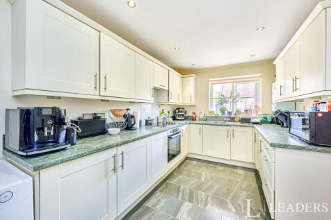 Shortlands Place, Half Acres, CM23 photo 4