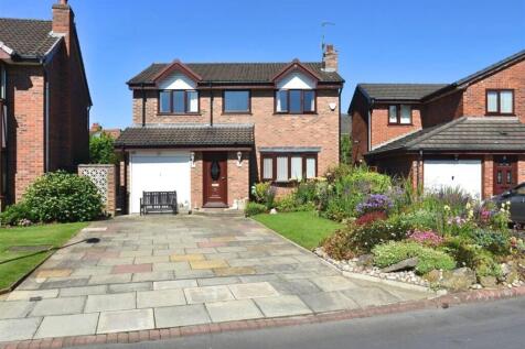 Sale, M33 - property photo