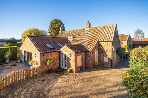 House &amp; Driveway/Parking