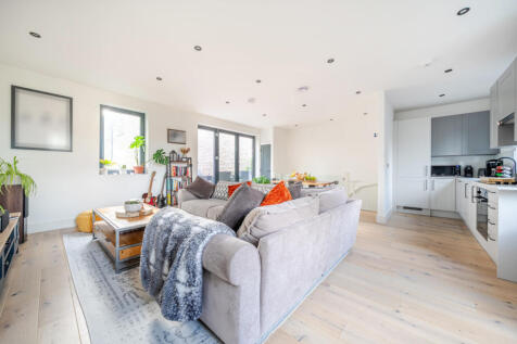 1370009-12-68f76f...