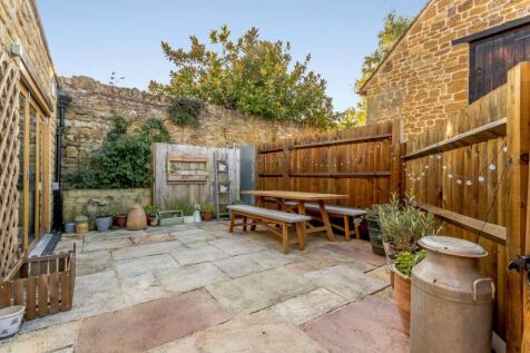 Courtyard Garden