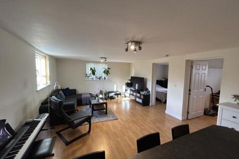 Rodgment House, Bletchley photo 3