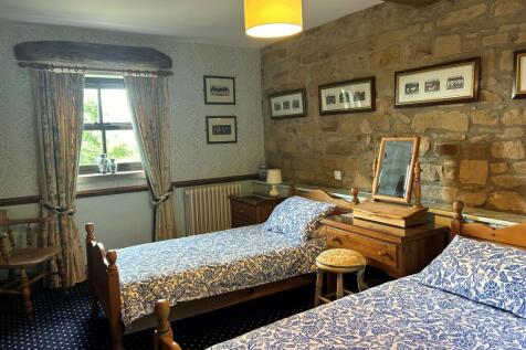 Bedroom 2 T202408130939.jpg