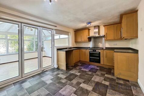 Whitendale Drive, Bamber Bridge, Preston, PR5 photo 4