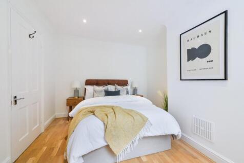 ASYLUM ROAD, 65A- (10).jpg