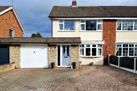 3 Bedroom Semi Detached for Sale