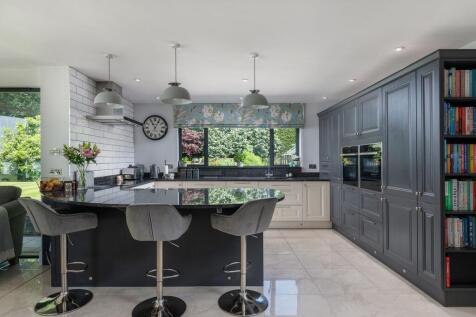 Kitchen_7 Manor Court, Stoke Fleming, Dartmouth