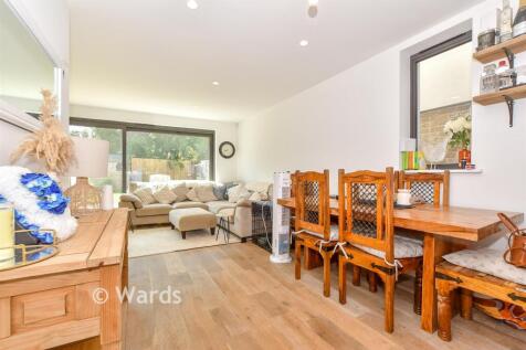 Kitchen/Dining Area