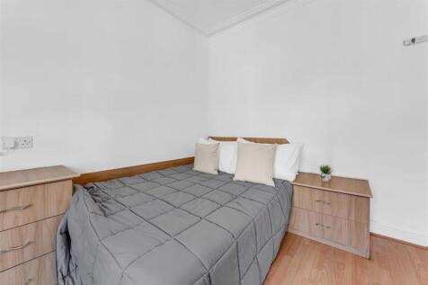 Hessle Mount, Leeds photo 4