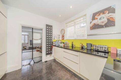 Cavendish Road, Clapham South photo 4