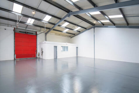 Commercial Property to rent Image 6