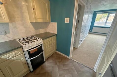 CHILTERN WAY, DUSTON - NN5 photo 3