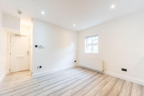1-bed flat on Harvist Road, NW8, Queen's Park, London, NW6, £2,500/mo