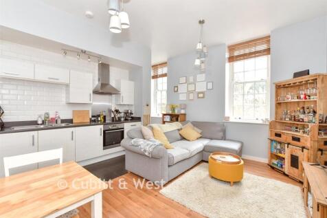 Lounge/Kitchen