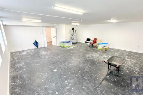 Commercial Property to rent Image 7