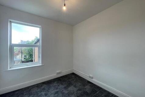 Brighton Road photo 5