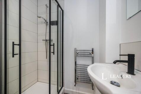 138 Queens Road, PO2 photo 3