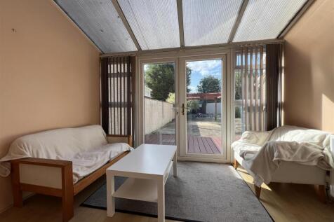 Smithcourt Drive, Little Stoke, Bristol, Glouceste, Bristol photo 3