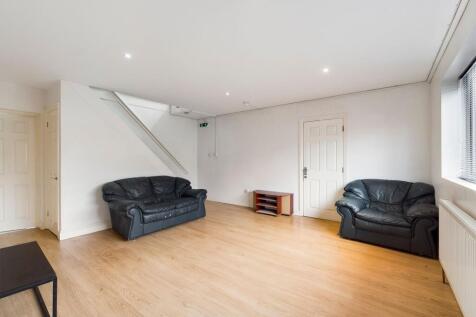 Communal Lounge