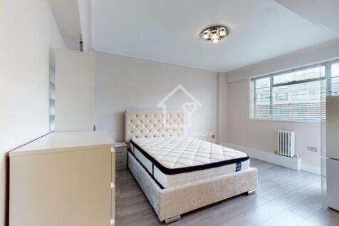 Studio flat on Westbury Court, Nightingale Lane, Wandsworth, London, £1,350/mo