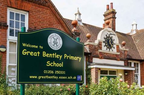 Homes within walking distance of Great Bentley Primary School