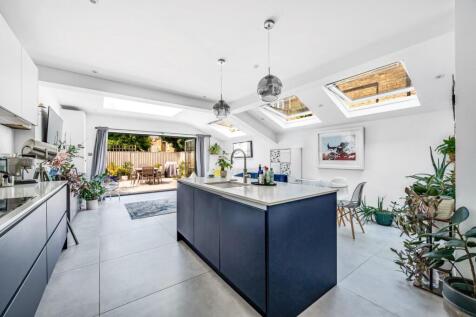 84a Chiswick Lane-6.jpg