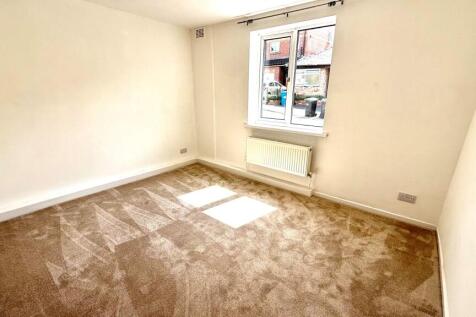 Flat 1, Olivet Road, Woodseats, S8 8QR photo 5