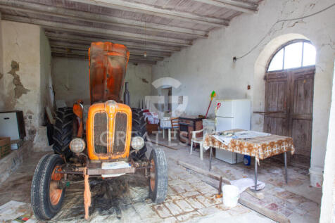 Interno