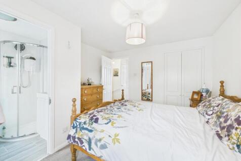 CAM01791G0-PR0164-STILL016