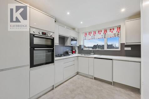 Larch Crescent, Epsom KT19 9EL