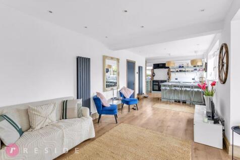 Family Living Kitchen