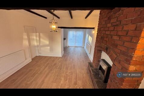 The Green, Chorley, PR7 photo 4