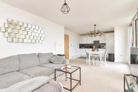 Lounge/ Kitchen/ Diner