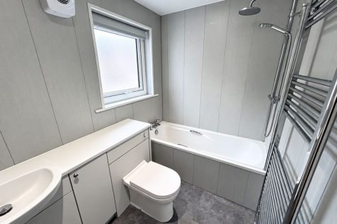 Highfield Road, Barrow-In-Furness, LA14 photo 3