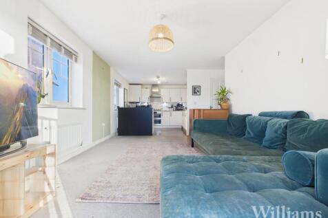 Kitchen/Living Area