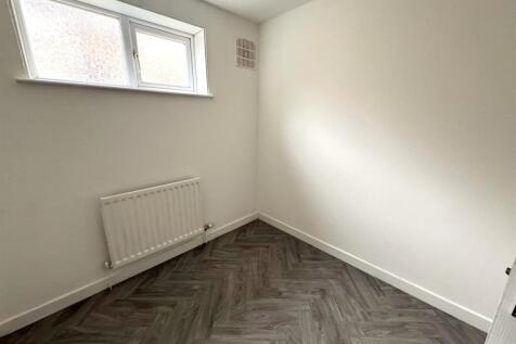BEDROOM TWO.jpg