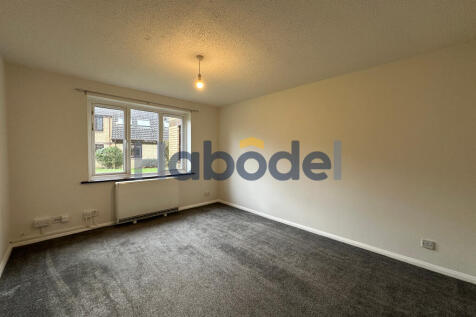 9 The Paddocks, Martlesham Heath, Ipswich, IP5 3UH photo 4