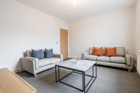 61MS - Living Area