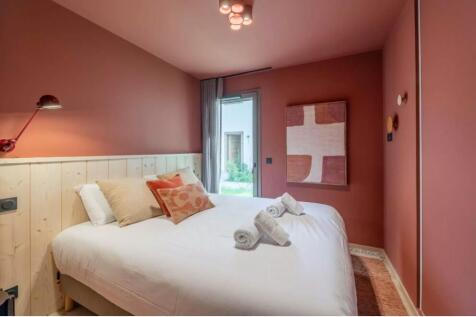 Show apartment - bedroom