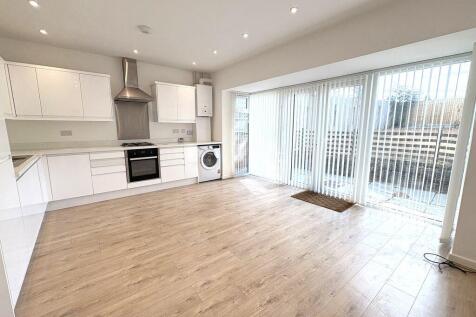 Walsall Road, Great Barr, Birmingham, B42 1TG photo 4