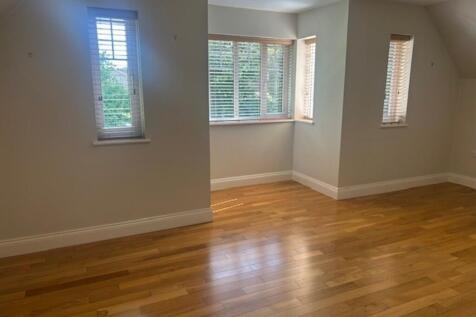 Cadogan Place, North Heath Lane, Horsham photo 3