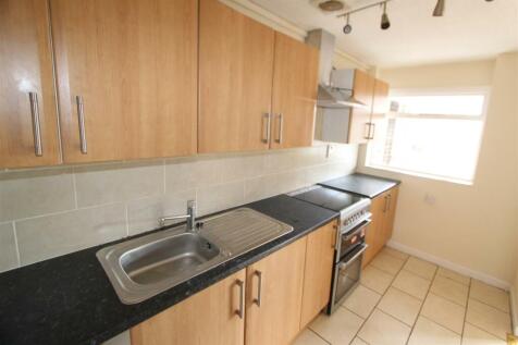 Stroud Avenue, Willenhall photo 3