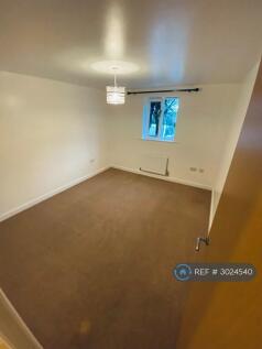 Edward Vinson Drive, Faversham, ME13 photo 5