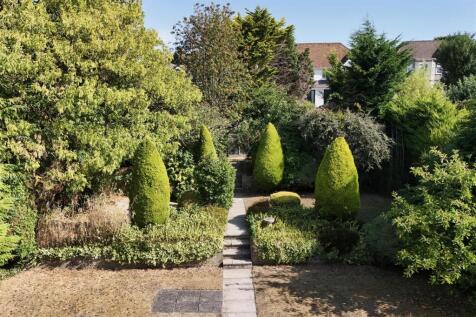 Garden 2-3.jpg