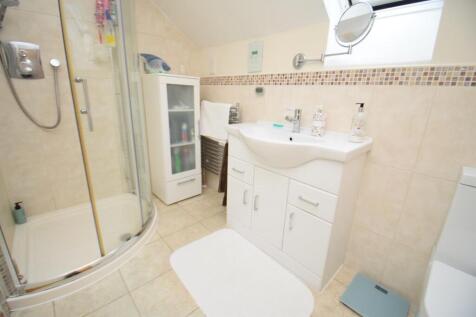 Shower Room.JPG