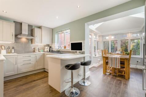 8670978-interior03.jpg