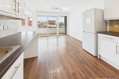 CAM02318G0-PR0557...