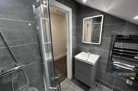 Luxury Second Bathroom