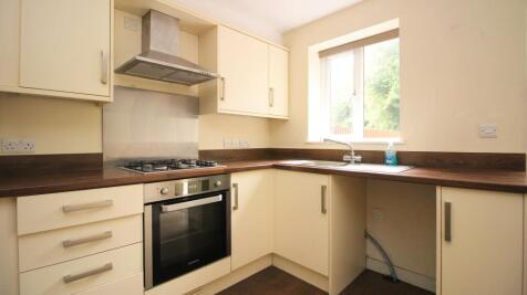 Manor Chase, Beddau, CF38 2JF photo 5
