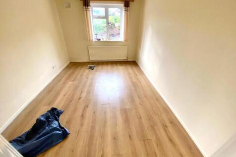 Carew Road, Tiverton, EX16 photo 4